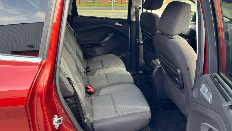 Ford C-MAX 1.5 TDCi Titanium 5dr Diesel Estate